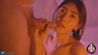 口のスタイルを持つ李月瑠